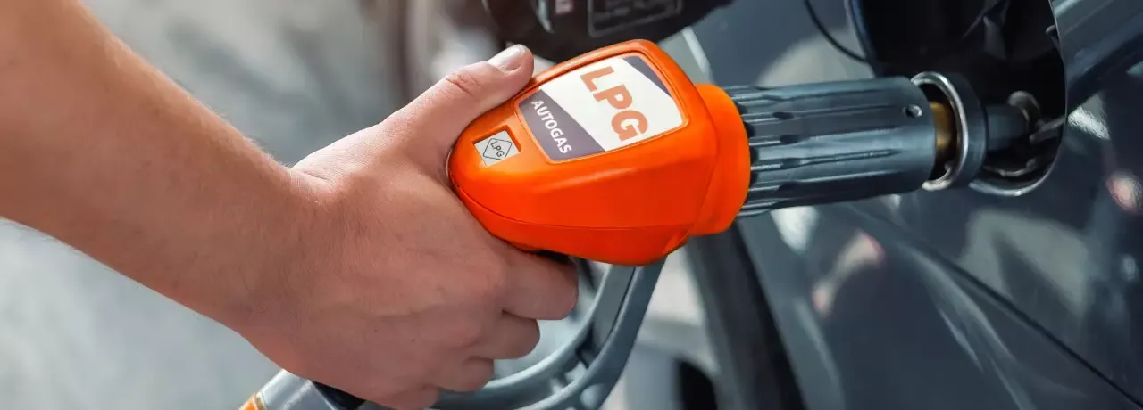 Tipos de combustibles comunes en transporte pesado | Pluxee