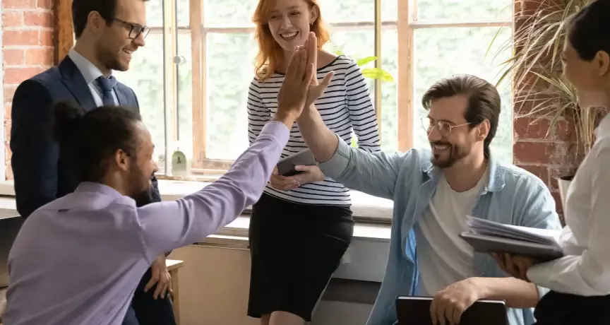 Clima organizacional: cómo mejorar la cultura laboral | Pluxee