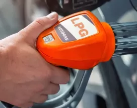 Tipos de combustibles comunes en transporte pesado | Pluxee